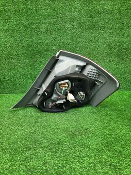 СТОП СИГНАЛ НА TOYOTA COROLLA  AXIO NZE141