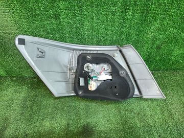 СТОП СИГНАЛ НА TOYOTA PREMIO NZT260