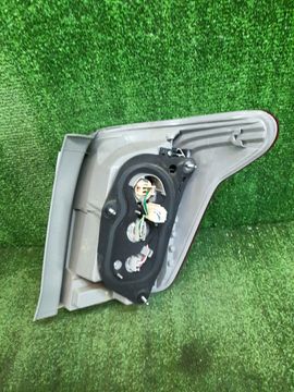 СТОП СИГНАЛ НА TOYOTA COROLLA FIELDER NZE141G