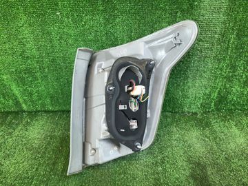 СТОП СИГНАЛ НА TOYOTA COROLLA FIELDER NZE141G