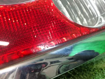 СТОП СИГНАЛ НА TOYOTA AVENSIS AZT251