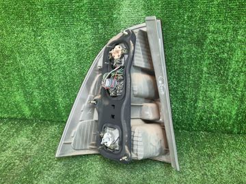 СТОП СИГНАЛ НА TOYOTA COROLLA FIELDER NZE121G