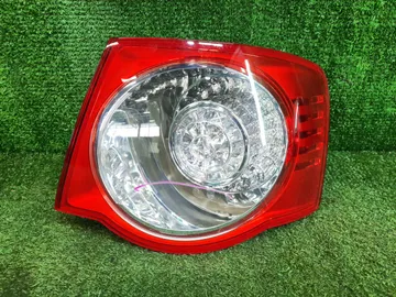 СТОП СИГНАЛ НА VOLKSWAGEN JETTA 1K5