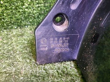 СТОП СИГНАЛ НА MITSUBISHI LANCER CS2A