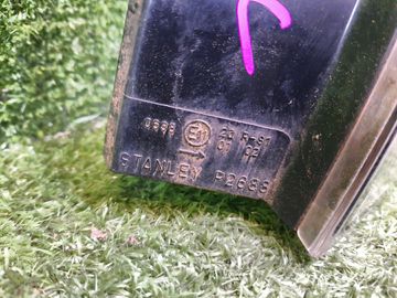 СТОП СИГНАЛ НА MAZDA AXELA BK5P