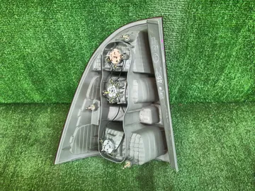 СТОП СИГНАЛ НА TOYOTA COROLLA FIELDER NZE121G