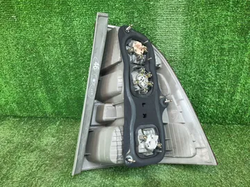 СТОП СИГНАЛ НА TOYOTA COROLLA FIELDER NZE121G