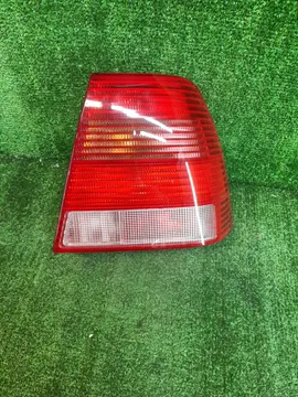 СТОП СИГНАЛ НА VOLKSWAGEN BORA 1J