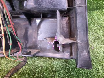 СТОП СИГНАЛ НА MAZDA DEMIO DW3W