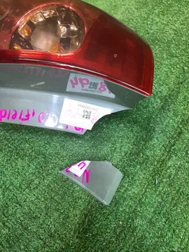 СТОП СИГНАЛ НА TOYOTA COROLLA FIELDER NZE121G