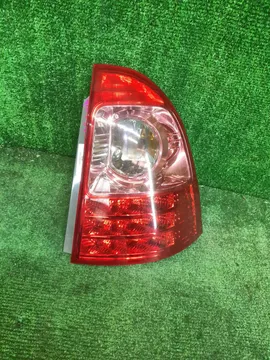 СТОП СИГНАЛ НА TOYOTA COROLLA FIELDER NZE121G