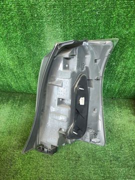 СТОП СИГНАЛ НА TOYOTA WISH ZNE10