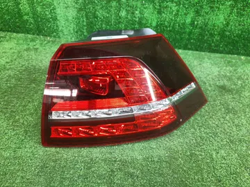 СТОП СИГНАЛ НА VOLKSWAGEN GOLF 5G1