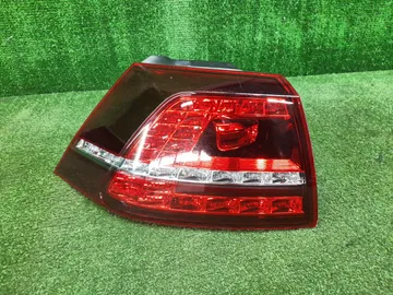 СТОП СИГНАЛ НА VOLKSWAGEN GOLF 5G1