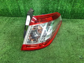 СТОП СИГНАЛ НА PEUGEOT 5008