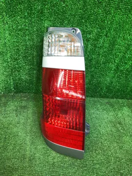 СТОП СИГНАЛ НА TOYOTA GRANVIA KCH10