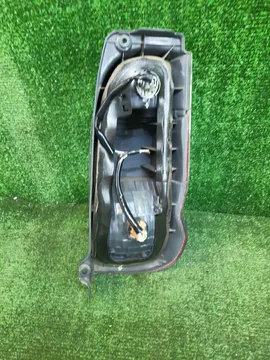 СТОП СИГНАЛ НА TOYOTA GRANVIA KCH10