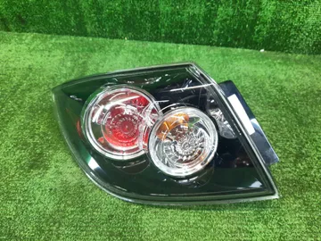 СТОП СИГНАЛ НА MAZDA AXELA BK5P