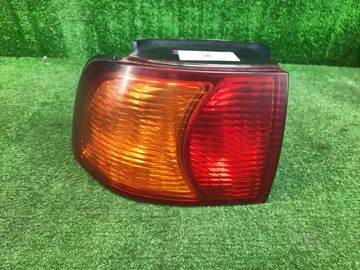 СТОП СИГНАЛ НА TOYOTA IPSUM SXM10