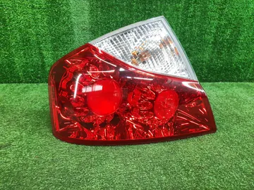 СТОП СИГНАЛ НА NISSAN FUGA Y50