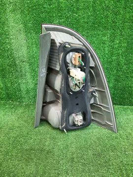 СТОП СИГНАЛ НА TOYOTA FIELDER NZE121