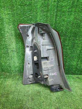 СТОП СИГНАЛ НА TOYOTA WISH ZNE10