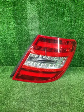 СТОП СИГНАЛ НА MERCEDES-BENZ C200 W204