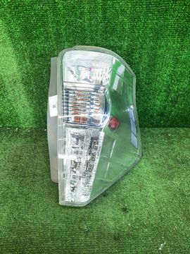 СТОП СИГНАЛ НА TOYOTA PRIUS ALPHA ZVW41W