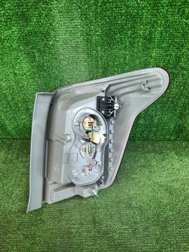 СТОП СИГНАЛ НА TOYOTA COROLLA FIELDER NZE141G