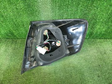 СТОП СИГНАЛ НА TOYOTA PREMIO NZT240