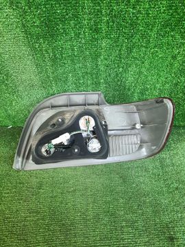 СТОП СИГНАЛ НА TOYOTA CARINA AT211