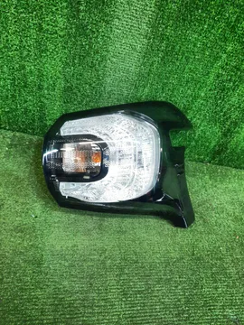 СТОП СИГНАЛ НА TOYOTA SIENTA NSP170G