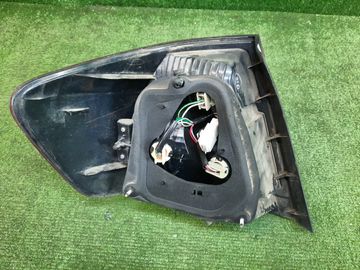 СТОП СИГНАЛ НА TOYOTA PREMIO NZT240