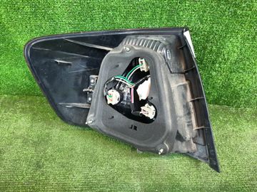 СТОП СИГНАЛ НА TOYOTA PREMIO NZT240