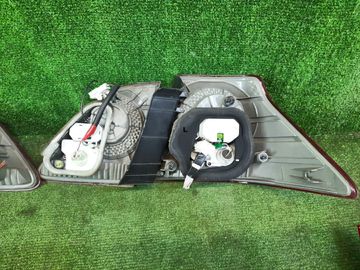 СТОП СИГНАЛ НА TOYOTA CROWN GRS180