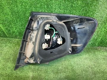 СТОП СИГНАЛ НА TOYOTA PREMIO NZT240