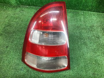 СТОП СИГНАЛ НА TOYOTA COROLLA FIELDER NZE121G