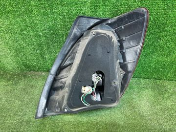 СТОП СИГНАЛ НА TOYOTA COROLLA SPACIO NZE121N