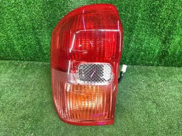 СТОП СИГНАЛ НА TOYOTA RAV4 ACA21