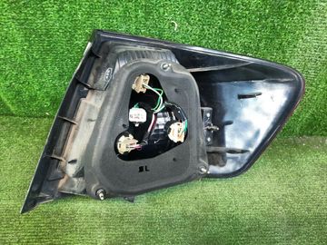 СТОП СИГНАЛ НА TOYOTA PREMIO NZT240