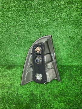 СТОП СИГНАЛ НА TOYOTA COROLLA FIELDER NZE121G