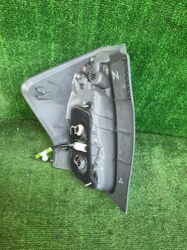 СТОП СИГНАЛ НА TOYOTA PRIUS ALPHA ZVW41W