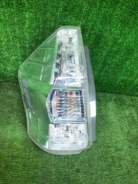 СТОП СИГНАЛ НА TOYOTA PRIUS ALPHA ZVW41W