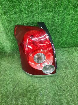 СТОП СИГНАЛ НА TOYOTA AVENSIS AZT251