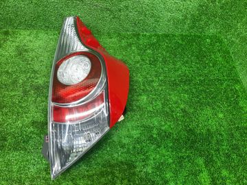 СТОП СИГНАЛ НА TOYOTA AQUA NHP10