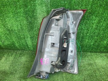 СТОП СИГНАЛ НА TOYOTA WISH ZNE10