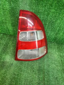 СТОП СИГНАЛ НА TOYOTA COROLLA FIELDER NZE121G