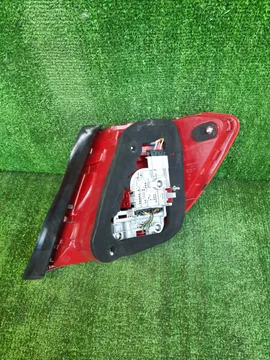 СТОП СИГНАЛ НА MERCEDES-BENZ C-CLASS W204