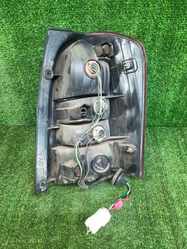 СТОП СИГНАЛ НА MAZDA MPV LW5W