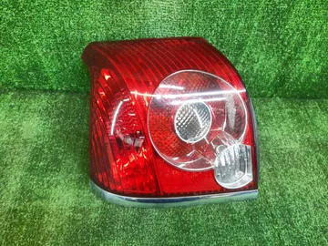 СТОП СИГНАЛ НА TOYOTA AVENSIS AZT251